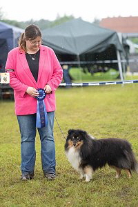 Victoria Drechsel mit Hugo